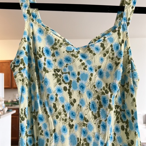 Beautiful vintage floral dress - Picture 2 of 4